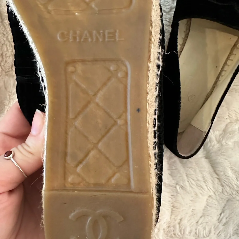 CHANEL espadrille flats